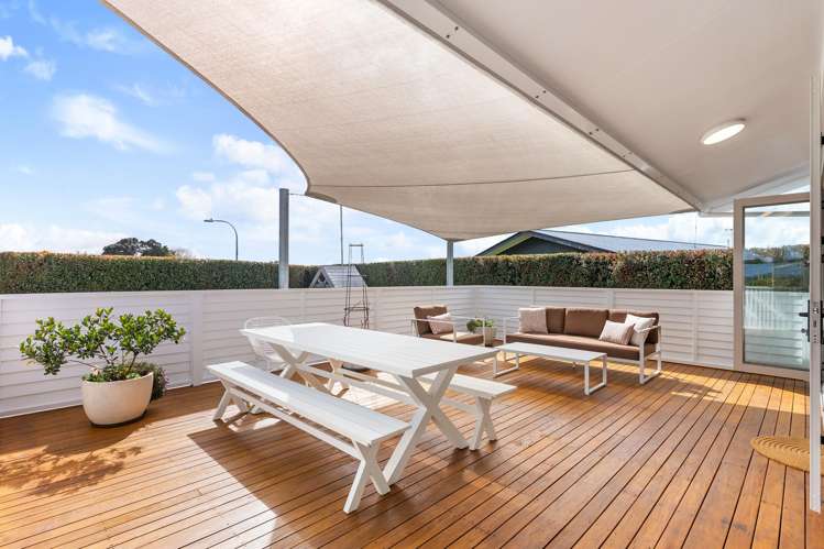 28 Lindis Place Mangere Bridge_2