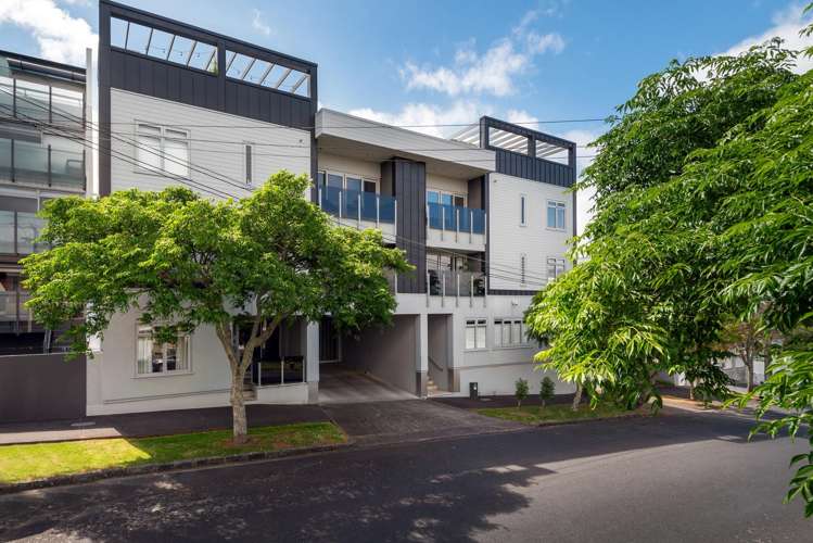 5/2 Dickens Street Grey Lynn_17