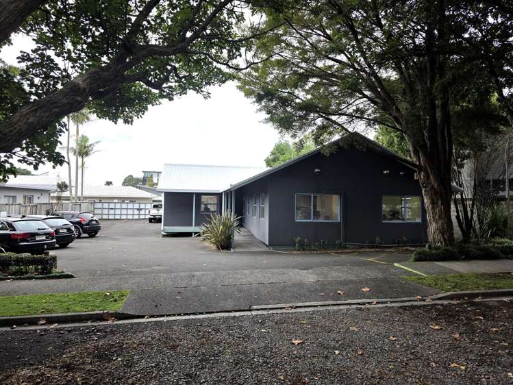 Unit 1 18 Cameron Road Tauranga_3