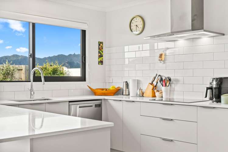 4 Te Taniwha Road One Tree Point_30