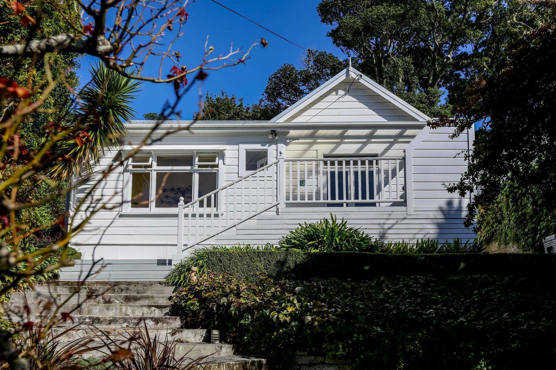 18 Bracken Street New Plymouth Central_0