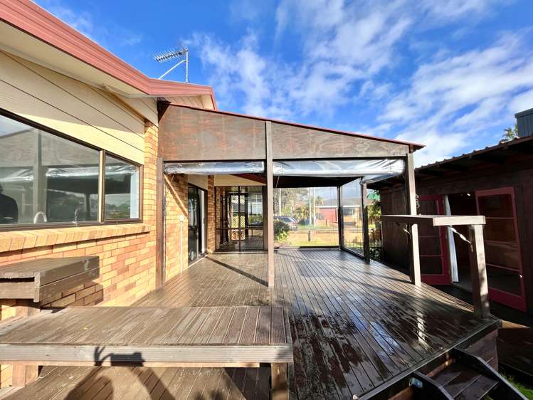 1 Forest Glen Orewa_16