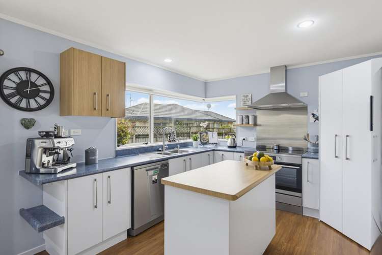 19 Villa Grove Paraparaumu_5
