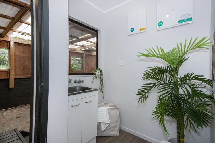 8 Panorama Drive Parahaki_8