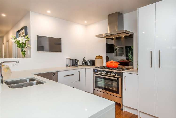 84 Salisbury Road Birkdale_28