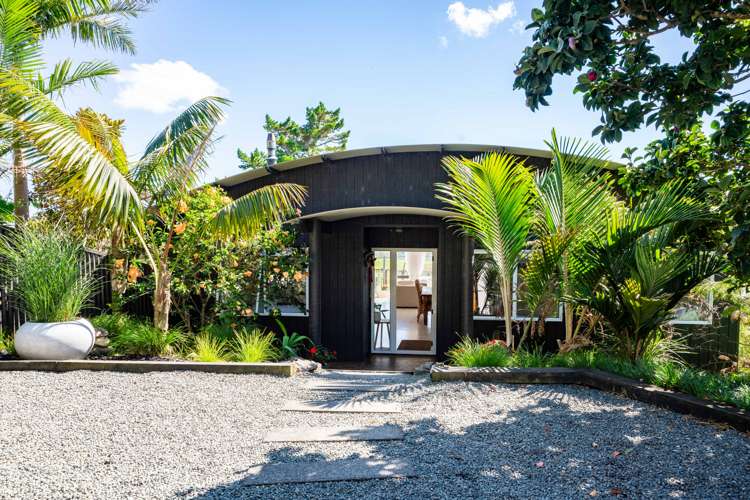 562 Ocean View Road_0