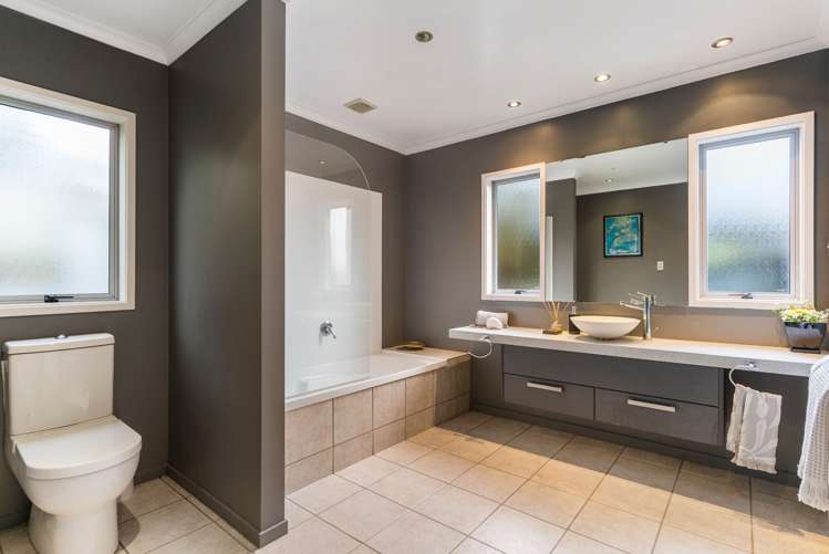 42 Pitoitoi Avenue Greenhithe_19