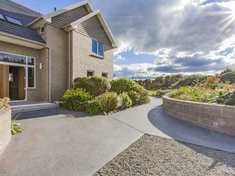 56 Davis Road Cust_20