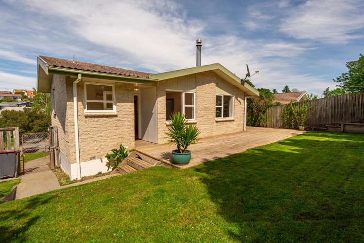 27 Benmore Street Glenwood_0