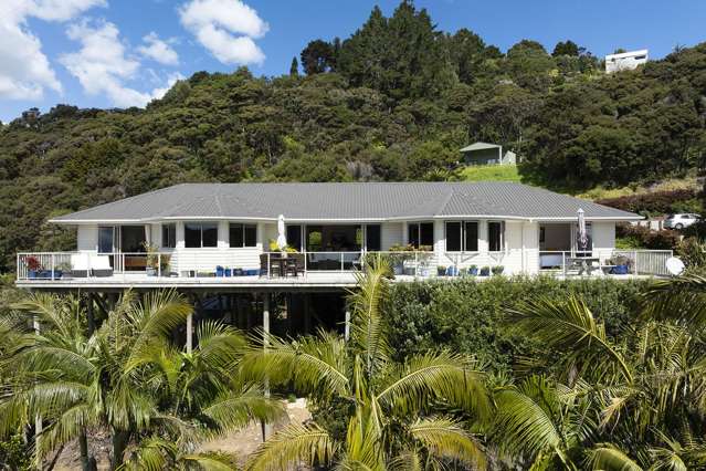 Immaculate Harbour Home – Simply Move In & Enjoy