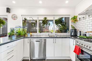25a Davies Road_2