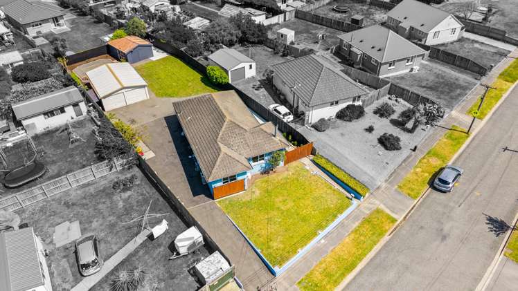 5 Merrington Crescent Aranui_12