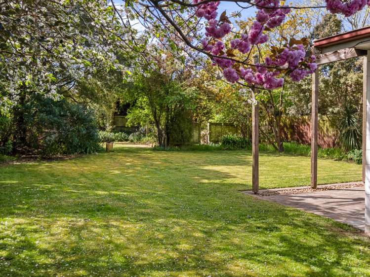 10 Boundary Road Lincoln_13