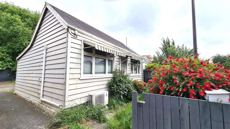987 Colombo Street_0