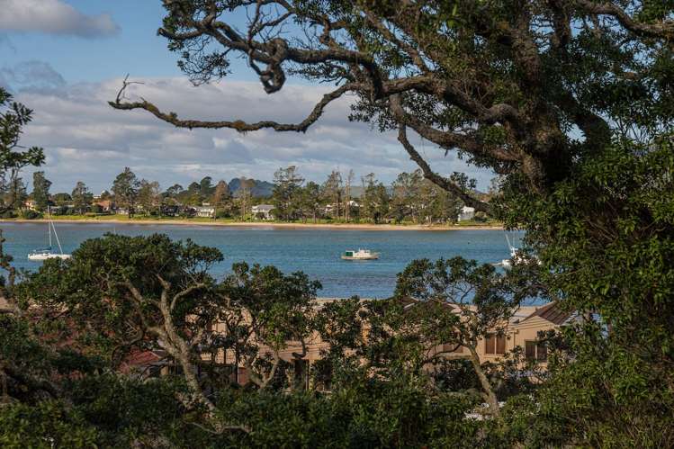 123 Main Road Tairua_14