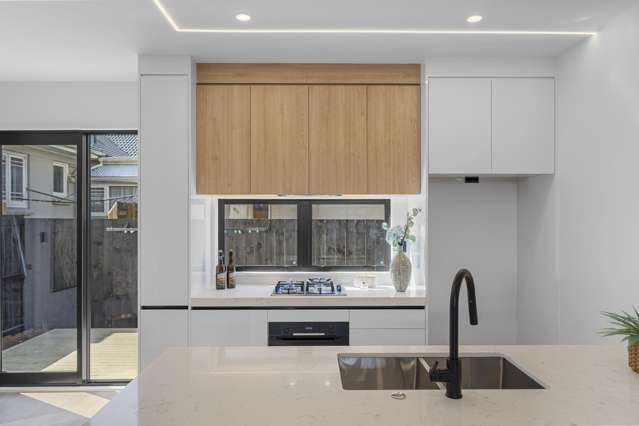 5/32 Bradbury Road Botany Downs_2