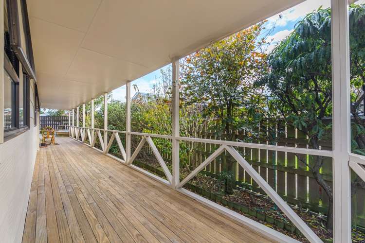 33 Woodward Street Featherston_16