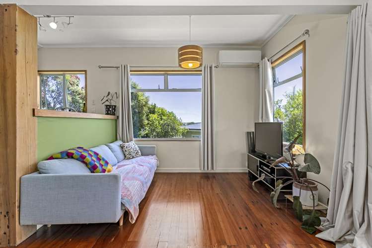 10a Marine Parade Raglan_22