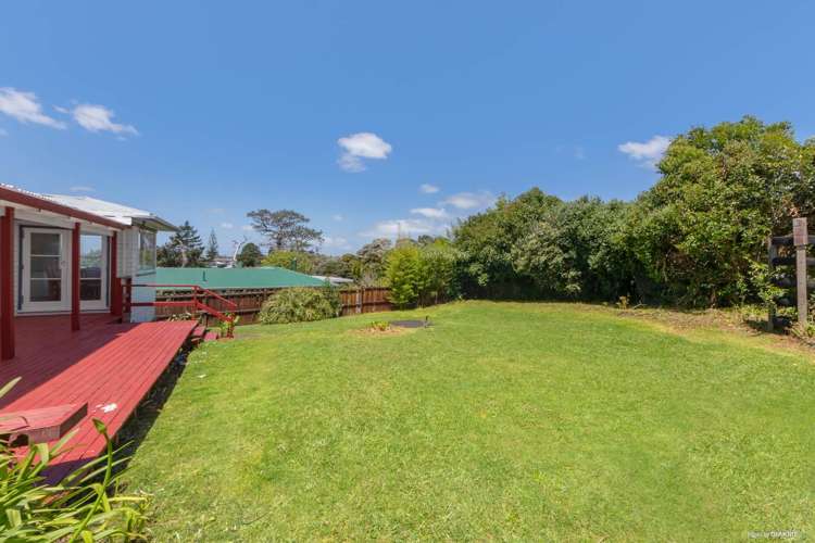 13 Tracey Terrace Te Atatu South_5