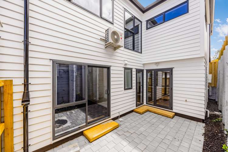5D Subritzky Avenue Mt Roskill_12