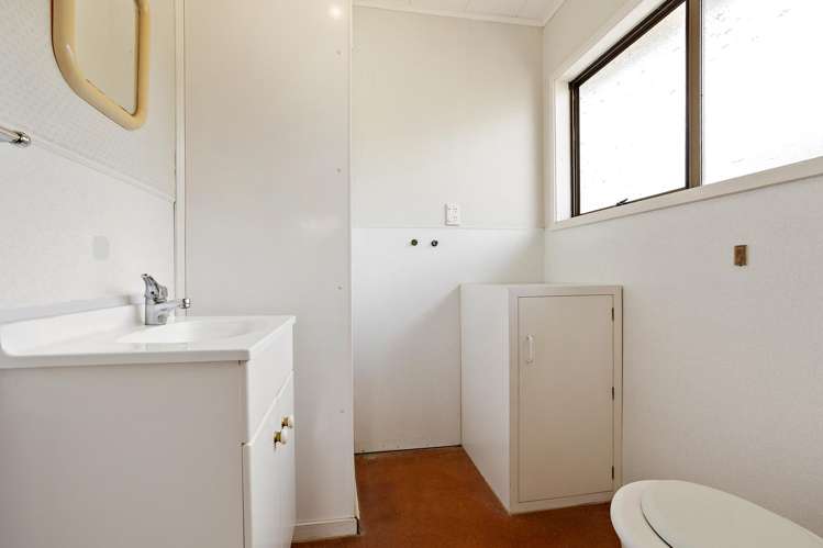 24 South Highway Whitianga_13