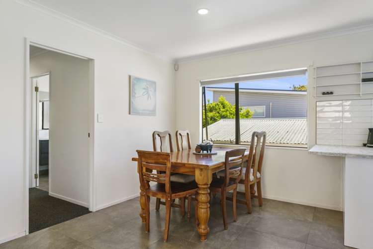 5b Sharyn Place Brookfield_7