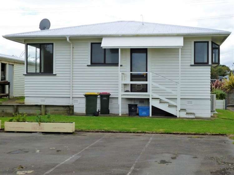 36 Fox Street Opunake_10