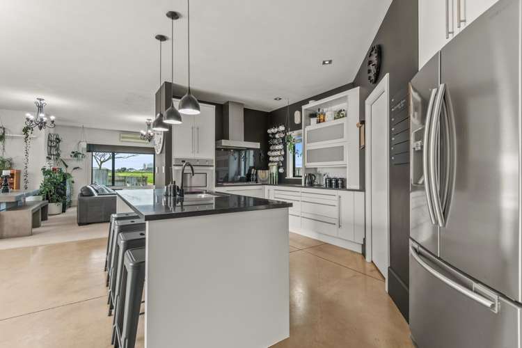 6 Banksia Grove Milson_8