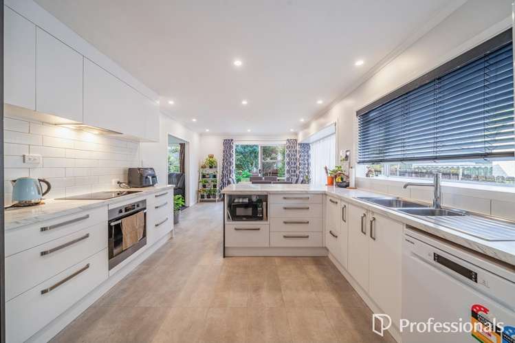 6 Snell Grove Clouston Park_1