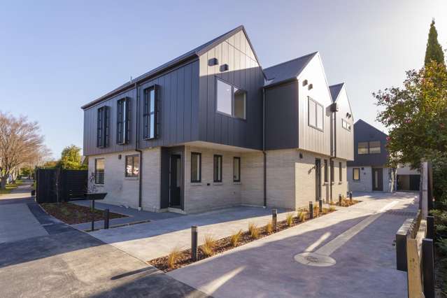 4/12 Newbridge Place Ilam_1