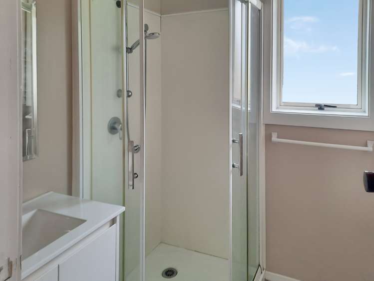 10 Orcades Street Shirley_8