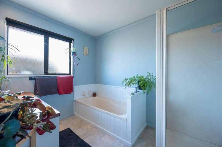 6 Saint James Avenue Richmond_17