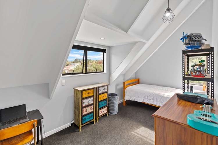 27 Bens Place Springvale_13