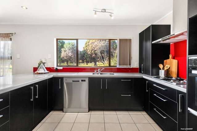 86 Racecourse Road Waiuku_4