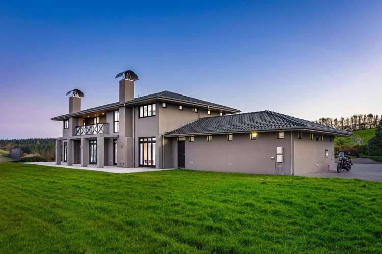 141 Valley Road Waitoki_24