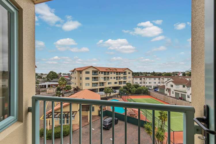 17/3c Harrison Road Mount Wellington_5