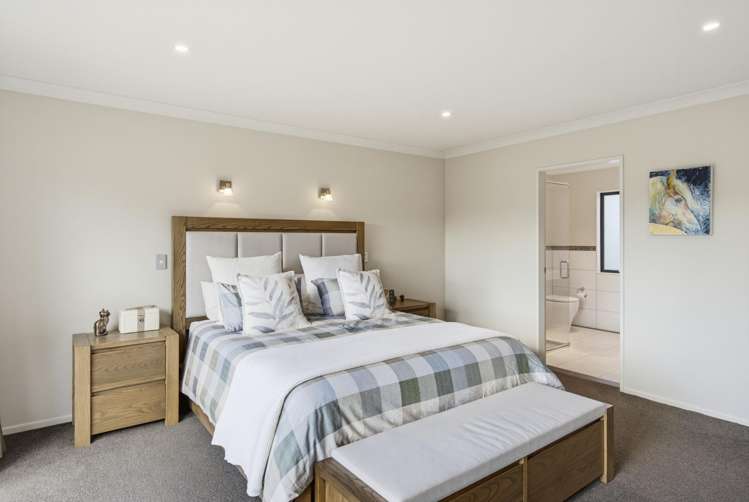 8 Rae Lane Paraparaumu Beach_18
