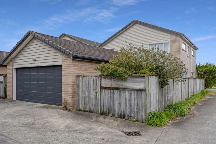 34 Salford Crescent Flat Bush_2