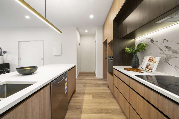 1/18 Handley Avenue Narrow Neck_11
