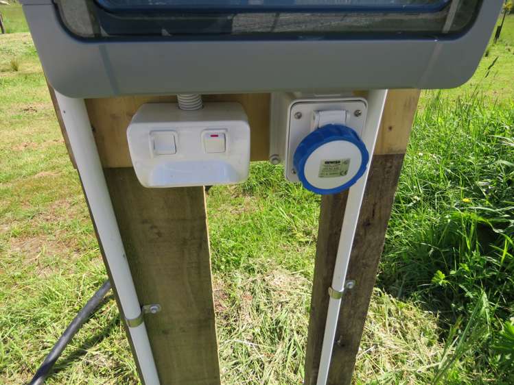 3 Chattockville Road Reefton_12