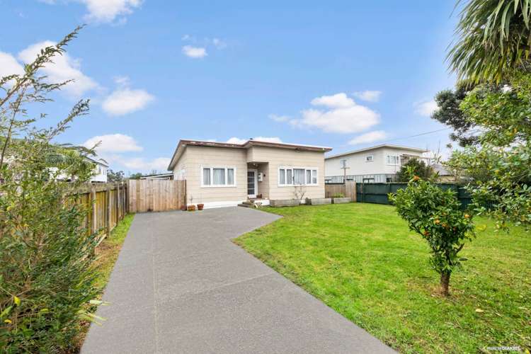 7 Arney Road Ranui_1