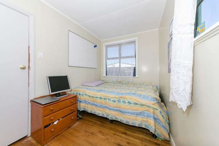 47 Coral Crescent Panmure_7