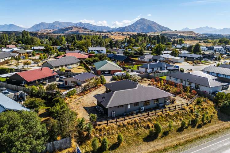 21 Frye Crescent Albert Town_33