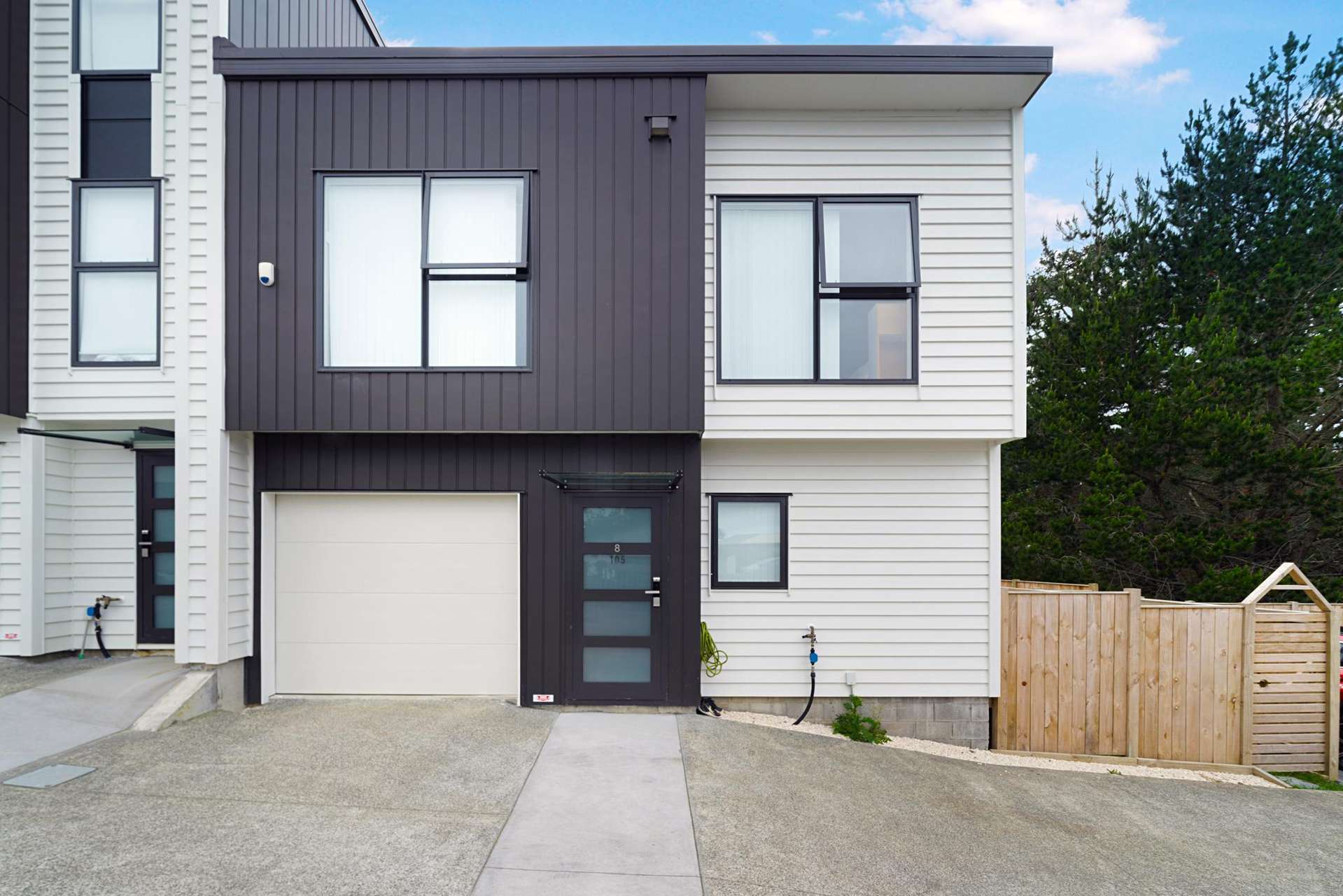 8/105 Hobsonville Road West Harbour_0