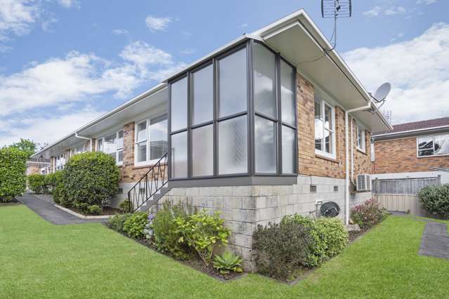 3/44 Tawhiri Road One Tree Hill_1