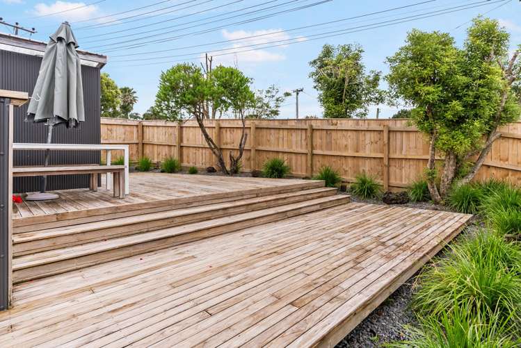 2/141 Verbena Road Birkdale_1