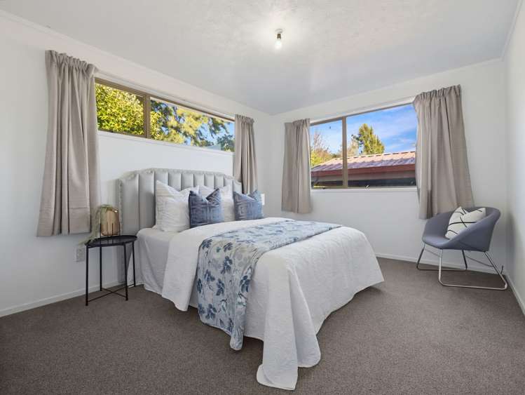17 Matipo Cres Pukete_12