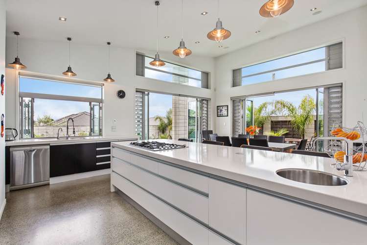 46 Columbia Crescent Beachlands_2