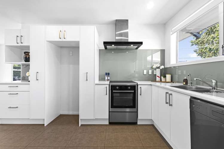 1/22 Seaforth Avenue Mangere Bridge_2