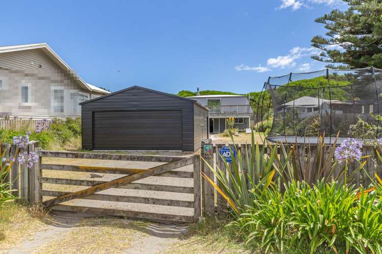 14 Hunia Terrace Himatangi Beach_16